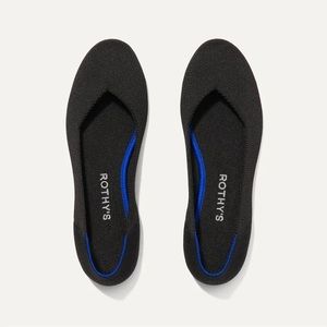 Rothy’s Rounded-Toe The Flat Black